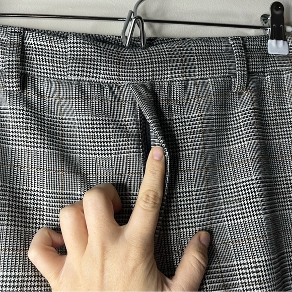 ZARA Preppy Plaid Cuffed Business Casual Cropped Straight Leg Trousers - Picture 4 of 10